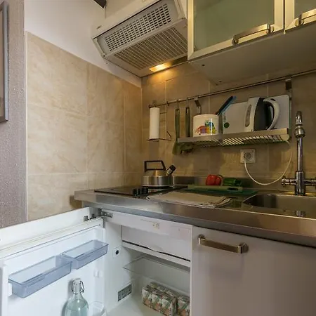 Guest house Flower Studio Lisbon
